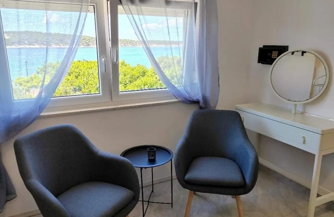 Apartments By The Sea Barbat, Rab - 21957 Rab Town 0*,